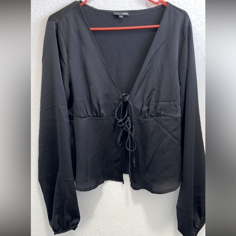 Women’s cute front tie blouse / shirt